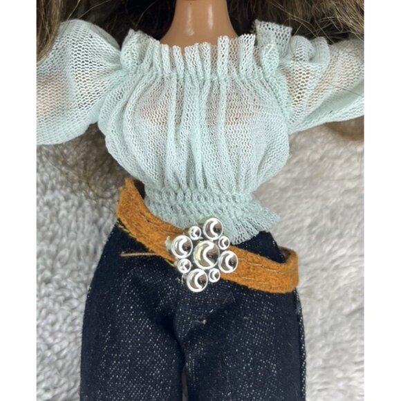 Vintage MGA ENTERTAINMENT BRATZ YASMIN 2002 XPRESS IT! Fashion Doll Complete - Picture 5 of 7